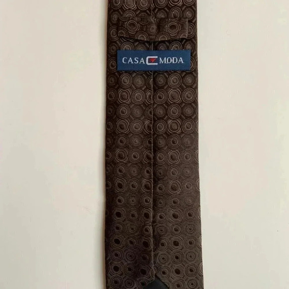 2/$30 VINTAGE Italian Brown Geometric Woven Silk Tie - Picture 4 of 7